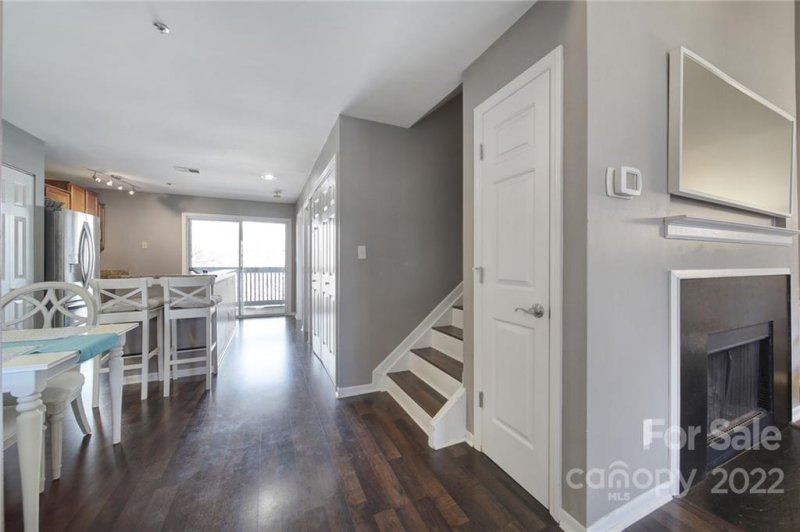 Property image 2 at 2209 Sumner Green Avenue, Charlotte, NC 28203