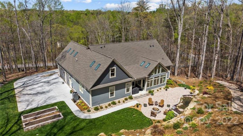 Property image 3 at 161 Greenbay Road, Mooresville, NC 28117