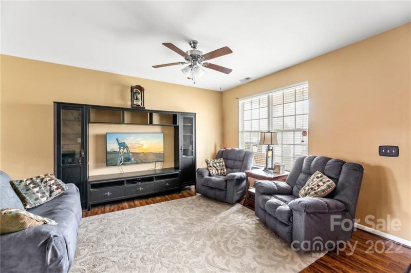 Property image 3 at 733 Jones Branch Road, Fort Mill, SC 29715