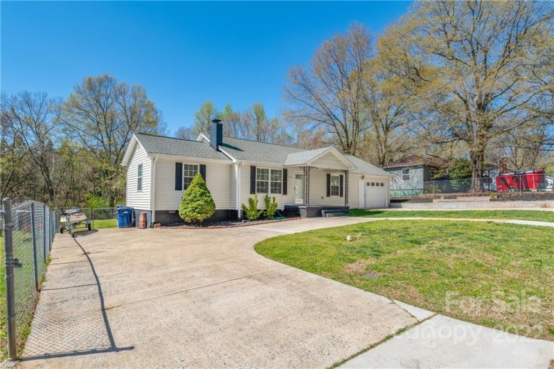 Property image 2 at 123 Church Street, High Shoals, NC 28077