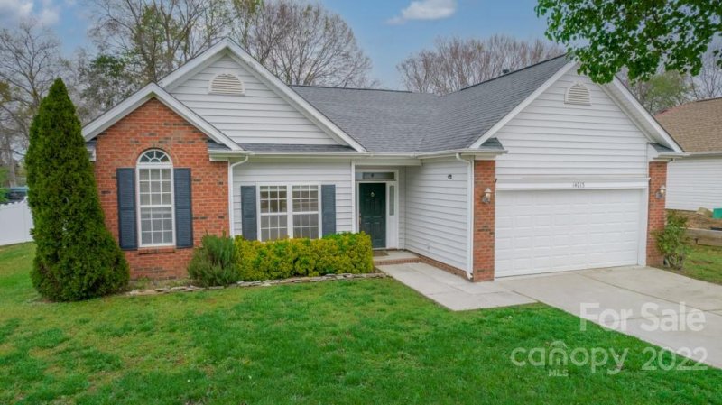 Property image 3 at 14013 Southbridge Forest Drive, Charlotte, NC 28273