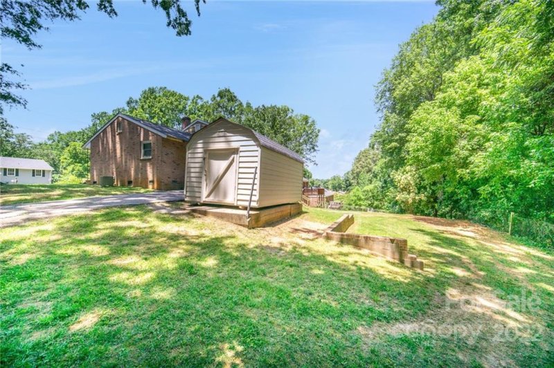 Property image 3 at 1946 Elmwood Drive, Gastonia, NC 28054