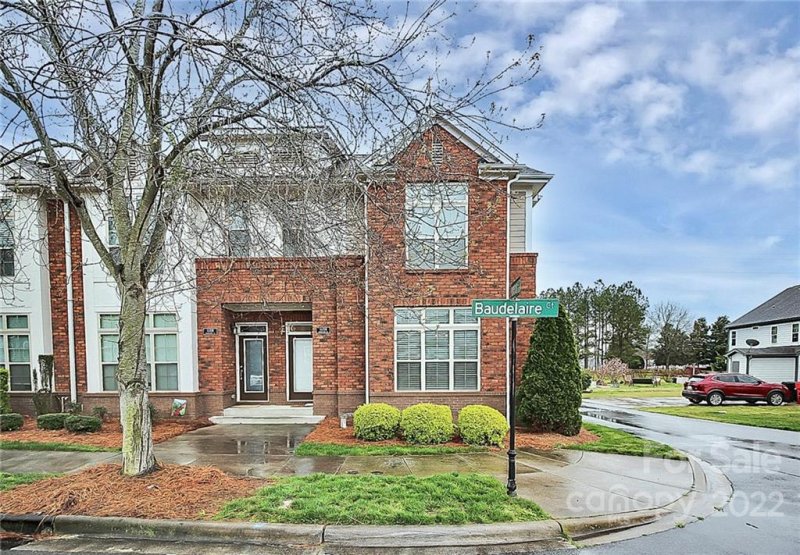 Property image 2 at 14204 Baudelaire Court, Davidson, NC 28036