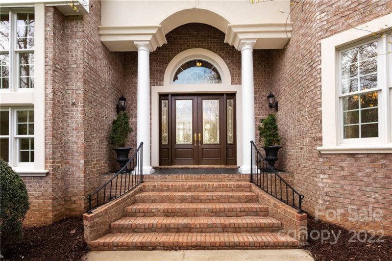 Property image 3 at 6052 Oxfordshire Road, Waxhaw, NC 28173