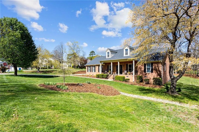 Property image 3 at 1702 Benjamin Drive, Salisbury, NC 28146