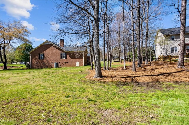 Property image 5 at 1702 Benjamin Drive, Salisbury, NC 28146