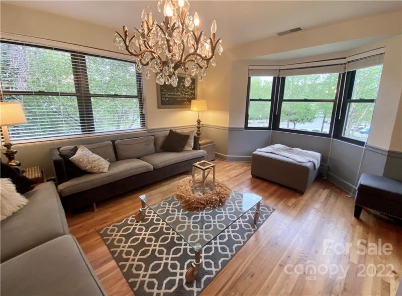 Property image 3 at 112 8th Avenue, Hickory, NC 28601