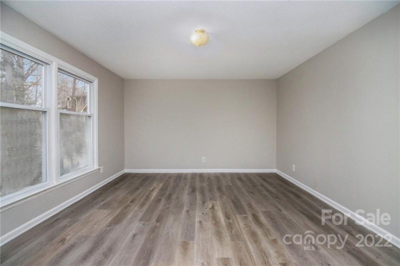 Property image 3 at 310 Woodridge Drive, Belmont, NC 28012