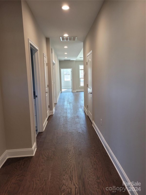 Property image 5 at 837 Wynnshire Drive, Hickory, NC 28601