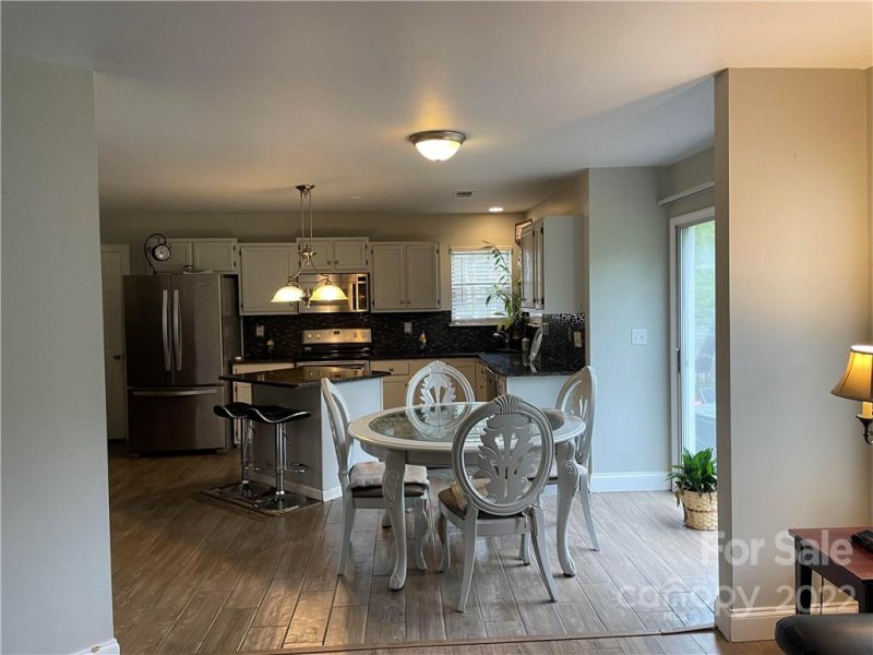 Property image 2 at 1733 Josie Street, Charlotte, NC 28213