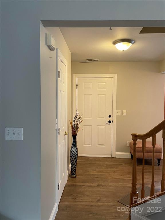 Property image 4 at 1733 Josie Street, Charlotte, NC 28213