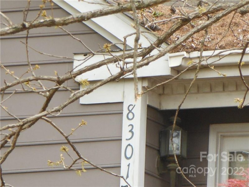 Property image 3 at 8301 Norcroft Drive, Charlotte, NC 28269
