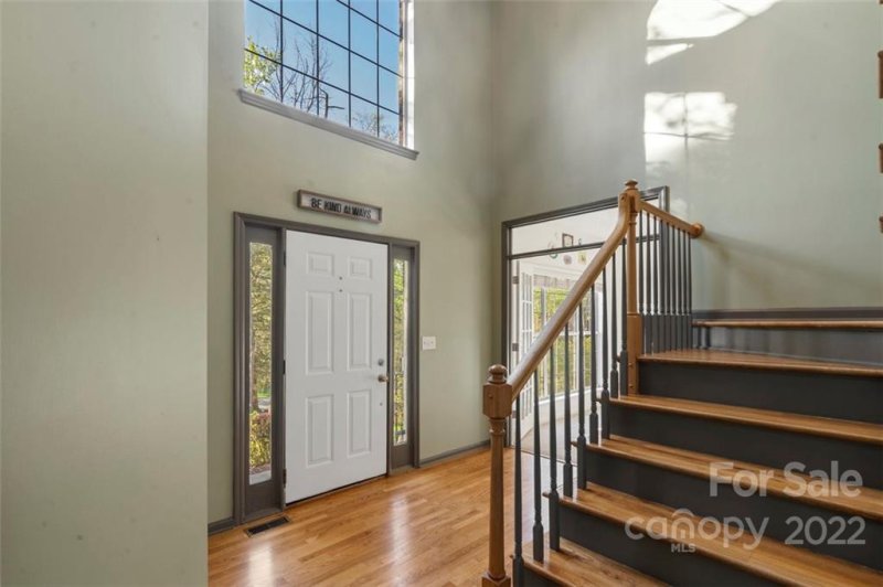 Property image 4 at 10124 Hanging Moss Trail, Mint Hill, NC 28227