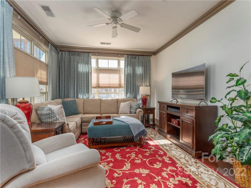 Property image 5 at 5 Farleigh Street, Asheville, NC 28803