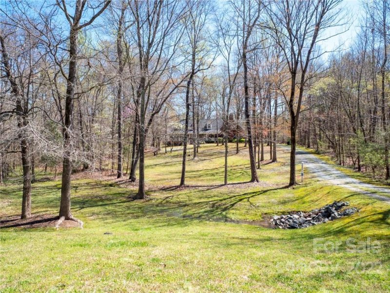 Property image 2 at 7006 Fairview Court, Monroe, NC 28110