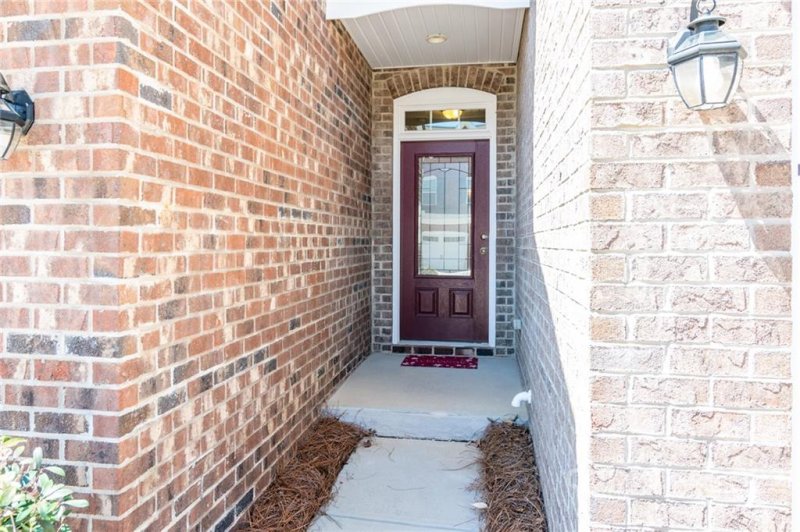 Property image 5 at 114 Clarendon Street, Mooresville, NC 28117