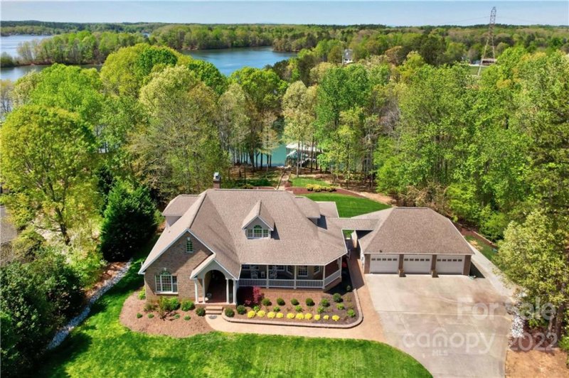 Property image 2 at 182 Windwood Lane, Troutman, NC 28166