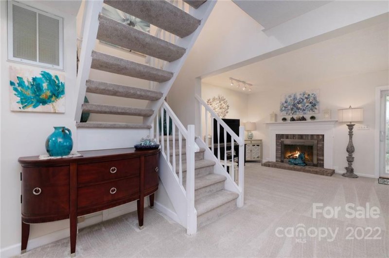 Property image 4 at 1342 Maple Shade Lane, Charlotte, NC 28270