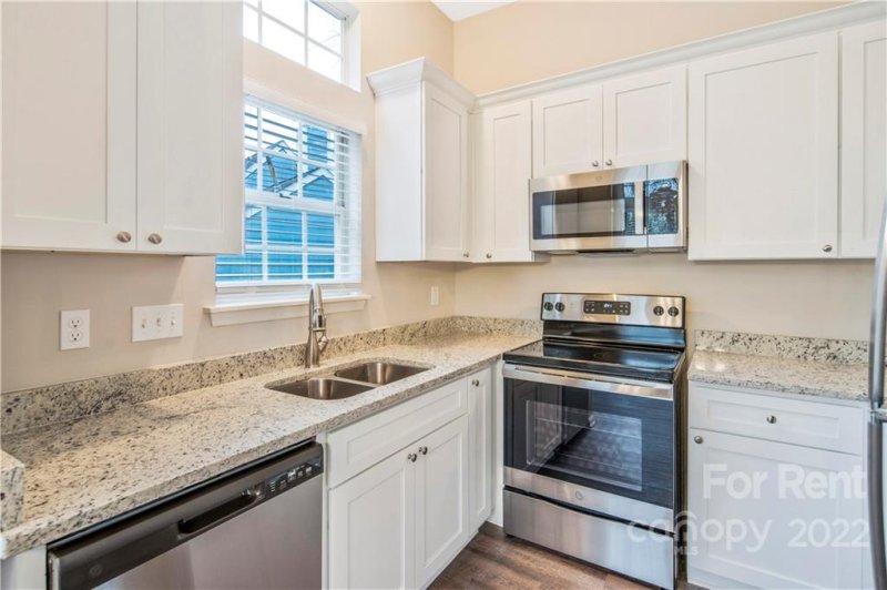 Property image 4 at 6103 Sunstone Drive, Charlotte, NC 28269