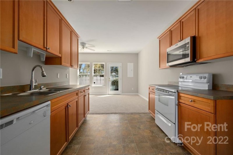 Property image 5 at 4140 Kenton Glenn Court, Concord, NC 28027