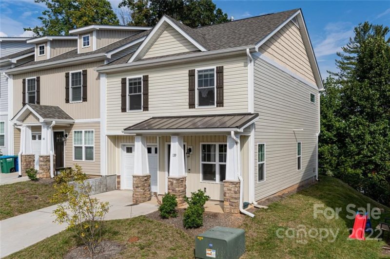 Property image 2 at 139 Monmouth Way, Candler, NC 28715