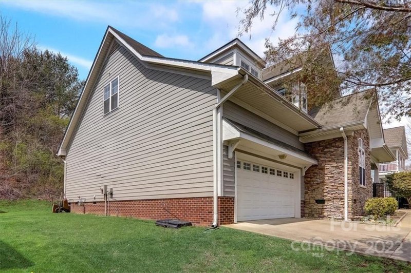 Property image 2 at 170 Carolina Bluebird Loop, Arden, NC 28704