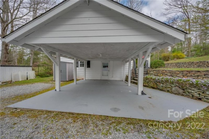 Property image 5 at 640 Sunrise Drive, Hendersonville, NC 28791