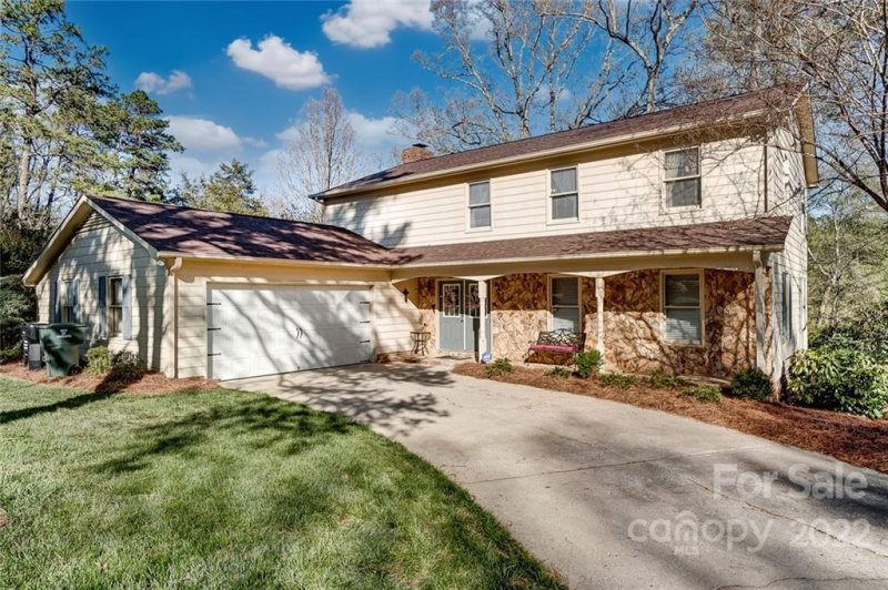 112 Partridge Bluff Drive