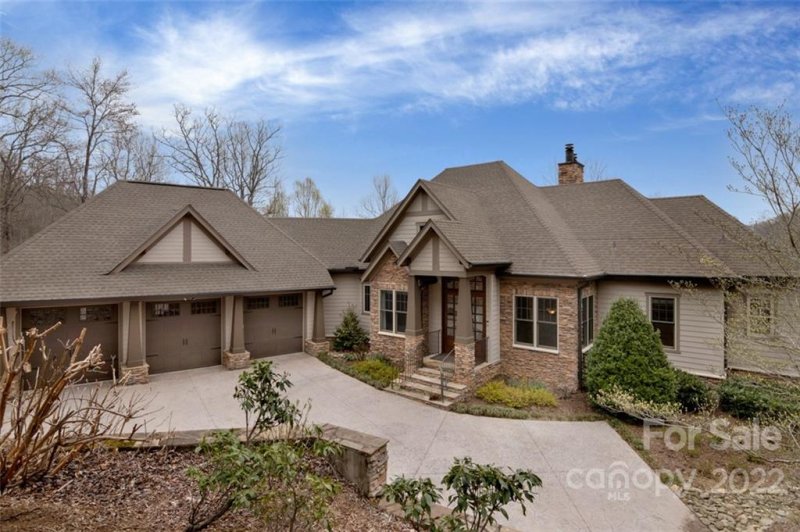 Property image 2 at 101 Spruce Lane, Zirconia, NC 28790