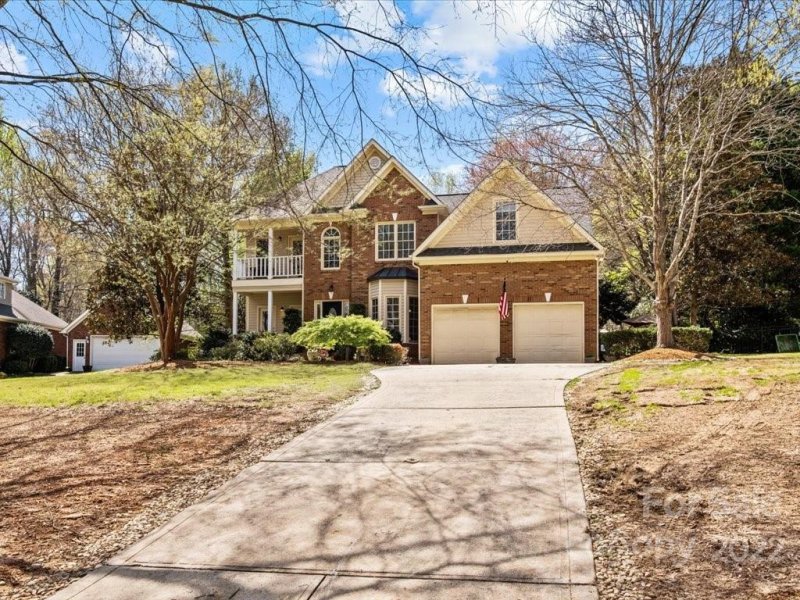 Property image 3 at 421 Hunters Point Drive, Indian Trail, NC 28079