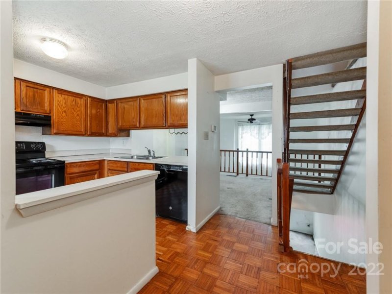 Property image 3 at 7312 Pebblestone Drive, Charlotte, NC 28212