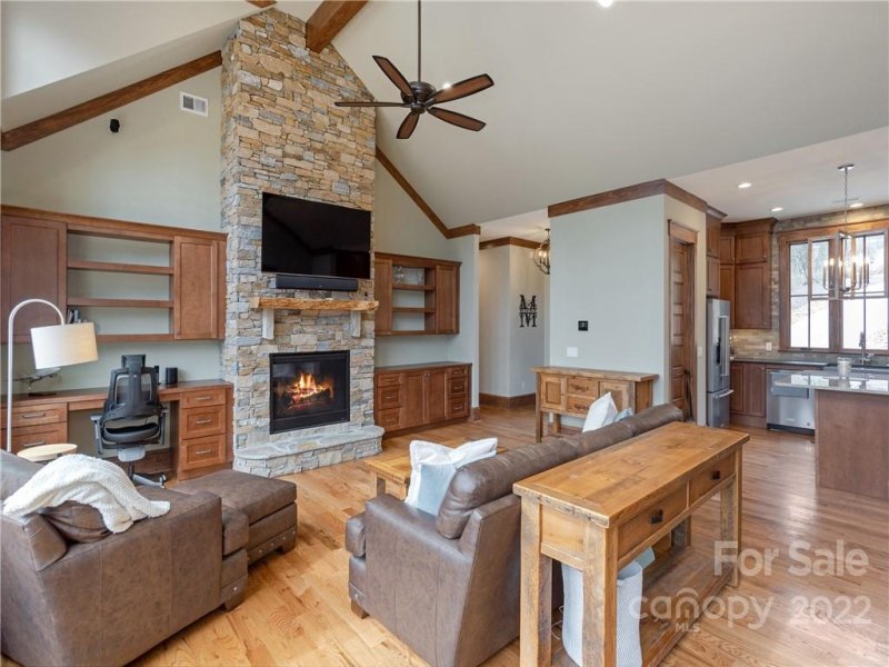 Property image 3 at 403 Thunder Mountain Road, Hendersonville, NC 28792