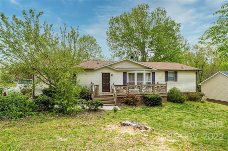 Property image 2 at 137 Buckwheat Drive, Statesville, NC 28625