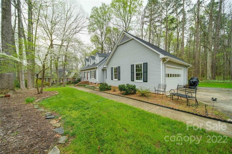 Property image 4 at 115 Sharon Court, Salisbury, NC 28146