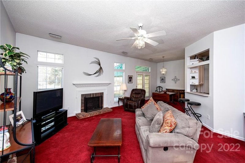 Property image 4 at 13314 Krislyn Woods Place, Charlotte, NC 28278