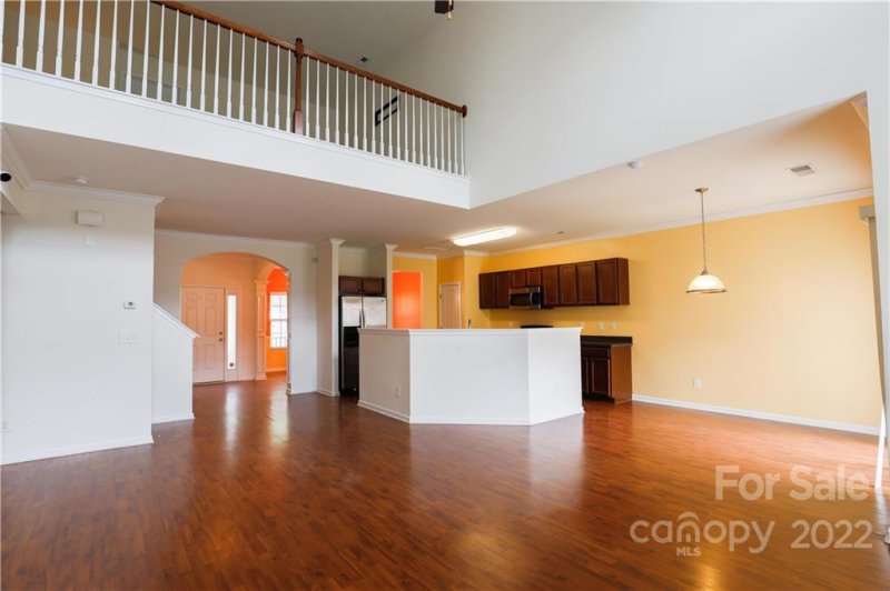 Property image 4 at 420 Rook Road, Charlotte, NC 28216