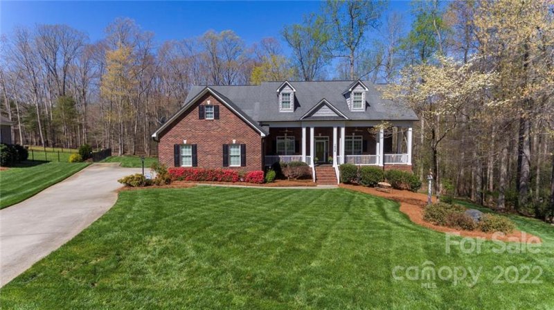 Property image 3 at 1606 Marchele Court, Stanley, NC 28164
