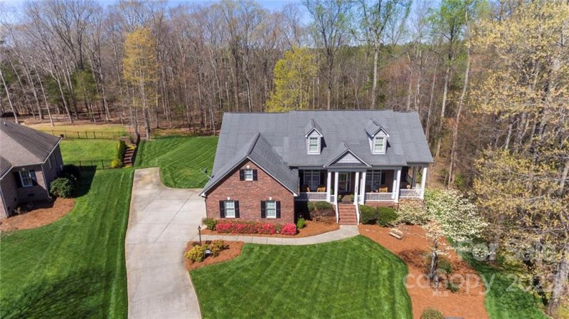 Property image 5 at 1606 Marchele Court, Stanley, NC 28164