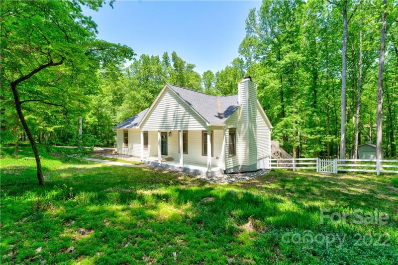 9624 Black Horse Run Road