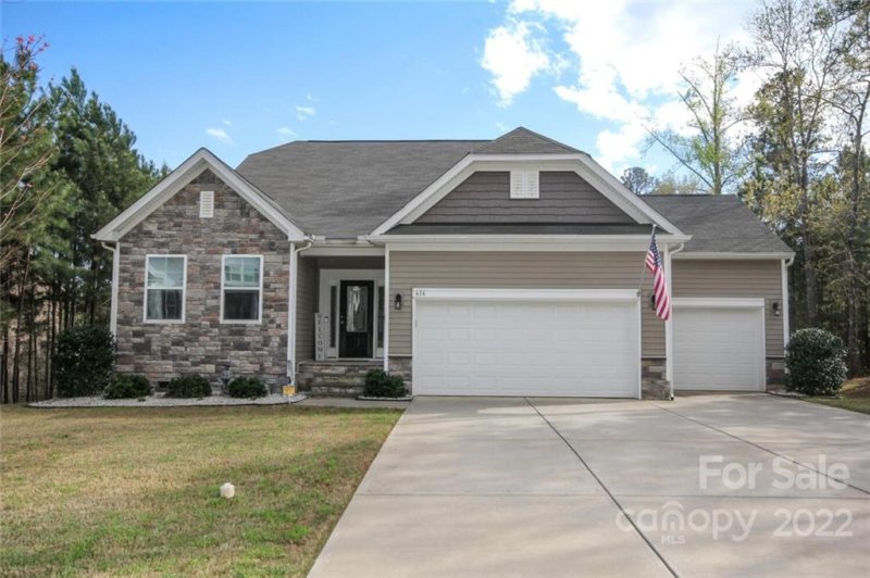 Property image 2 at 616 Winter Walk Lane, Clover, SC 29710