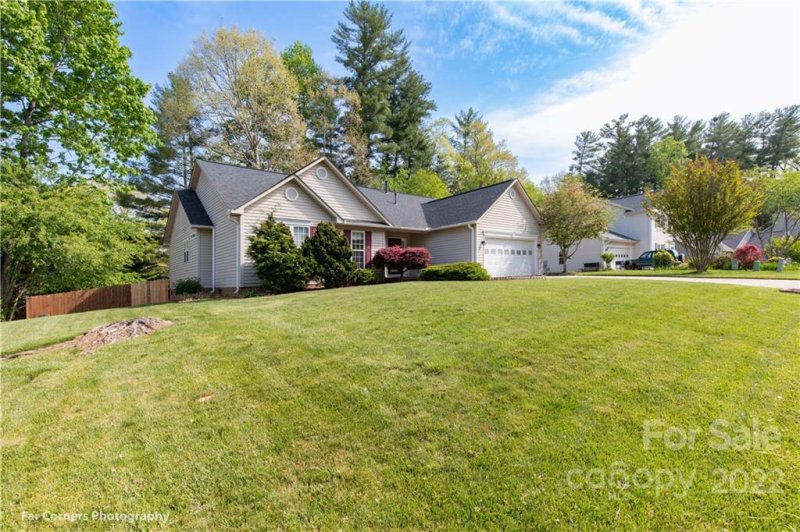 Property image 3 at 152 Riverbirch Drive, Fletcher, NC 28732