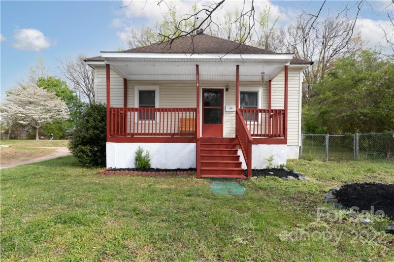 Property image 2 at 114 Sunset Drive, Clover, SC 29710