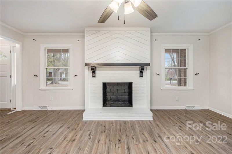 Property image 4 at 2460 Shaw Avenue, Gastonia, NC 28054