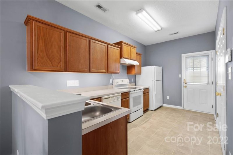 Property image 5 at 2719 Meadow Knoll Drive, Charlotte, NC 28269