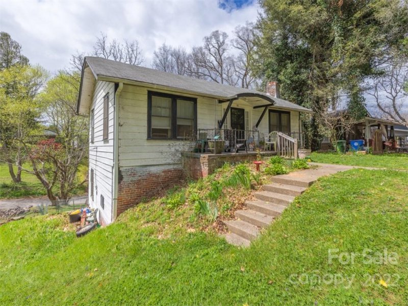 Property image 2 at 167 Euclid Boulevard, Asheville, NC 28806