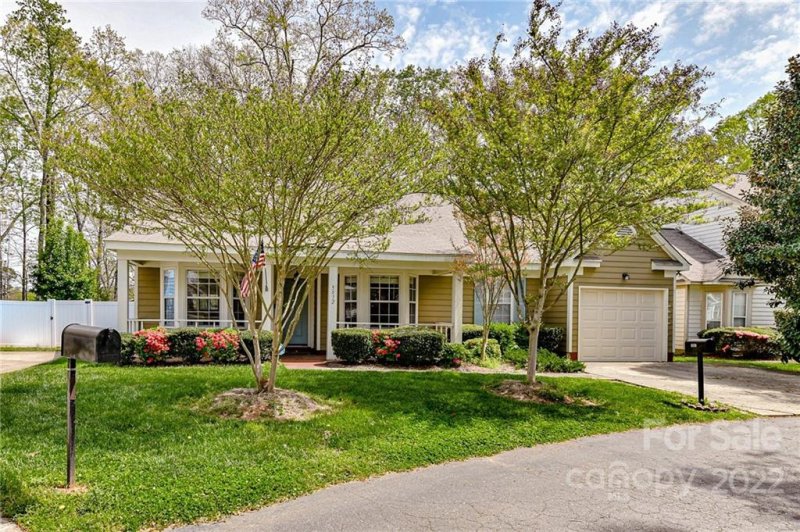 Property image 2 at 5632 Ebley Lane, Charlotte, NC 28227