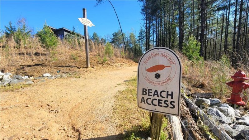 Property image 4 at 2170 W Bluewater Drive, Morganton, NC 28655