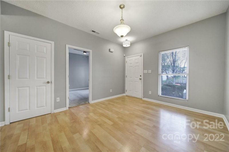 Property image 3 at 2707 Meadow Knoll Drive, Charlotte, NC 28269