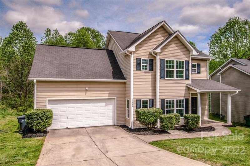 Property image 2 at 7332 Icon Way, Charlotte, NC 28216