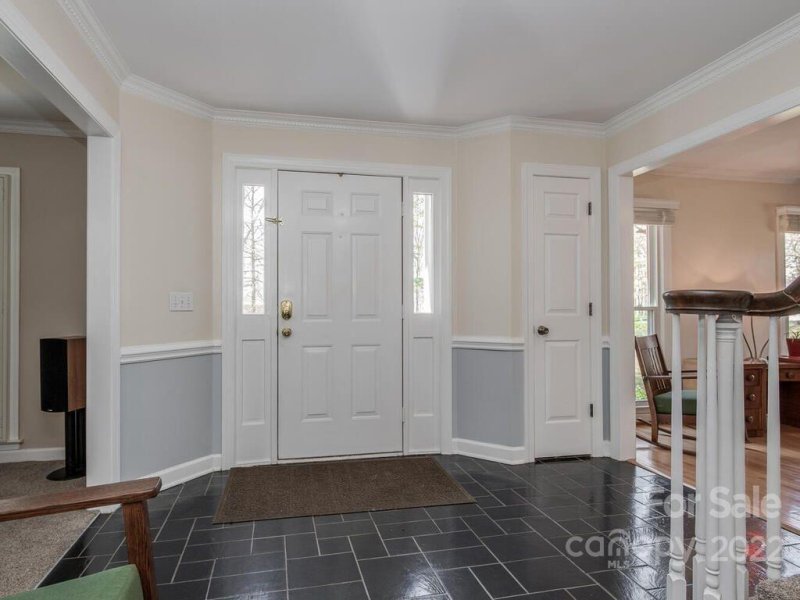 Property image 5 at 4401 Glen Oaks Drive, Matthews, NC 28104
